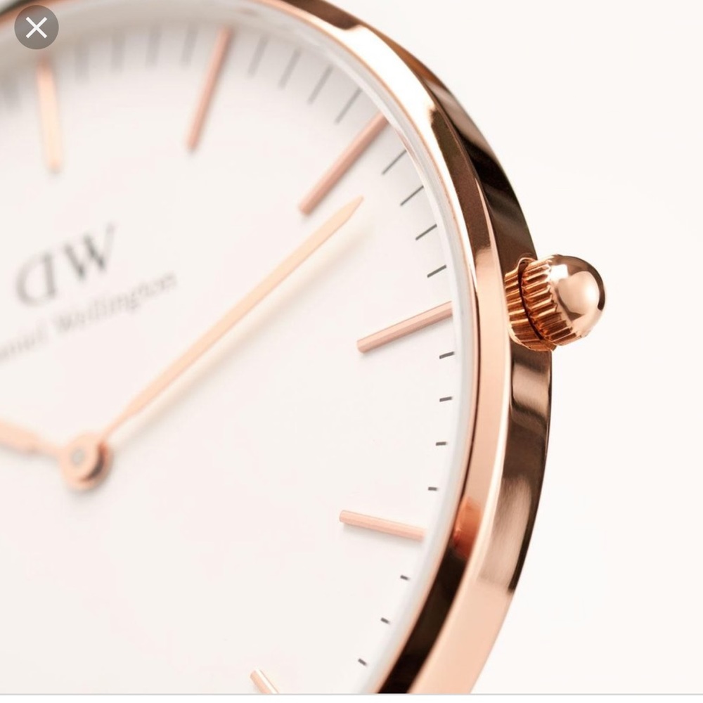 • Daniel Wellington Men’s Sheffield Watch • - Picture 4 of 5